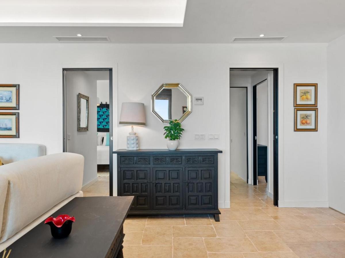 Apartment Frontline Mediterranean Escape