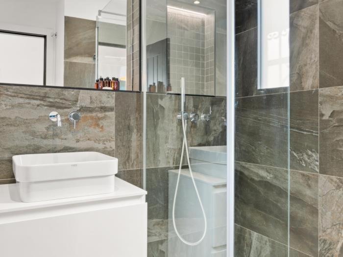 Frontline Mediterranean Escape Apartment *