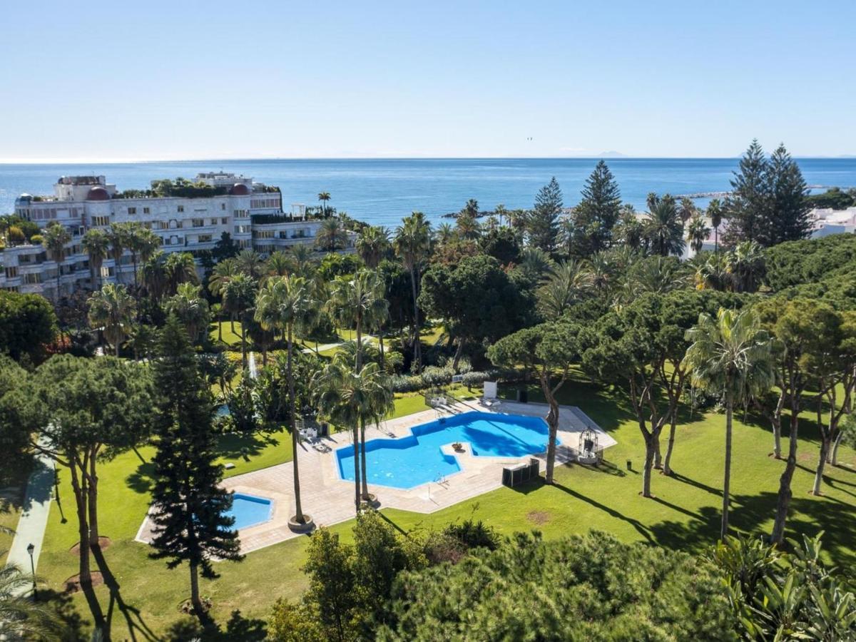 Frontline Mediterranean Escape Appartement