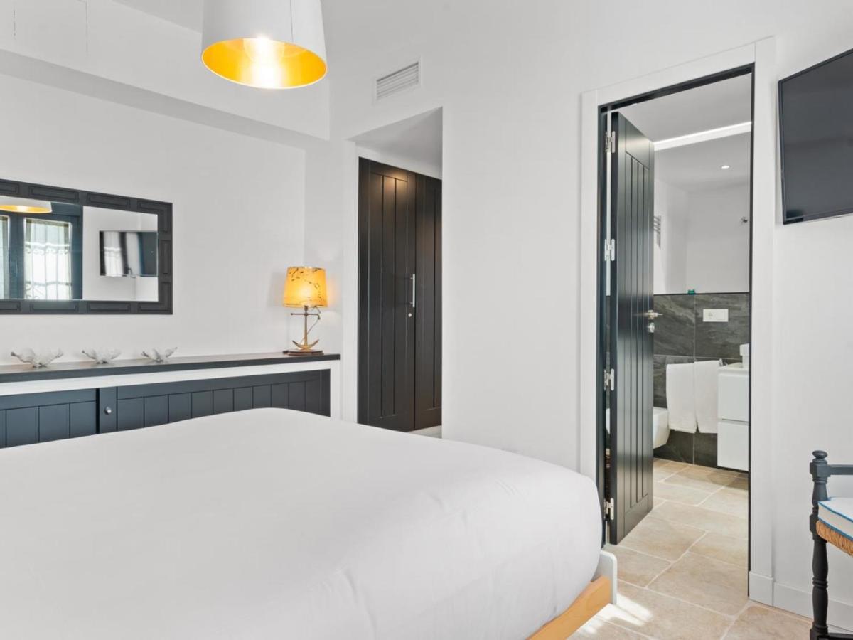Frontline Mediterranean Escape * Marbella