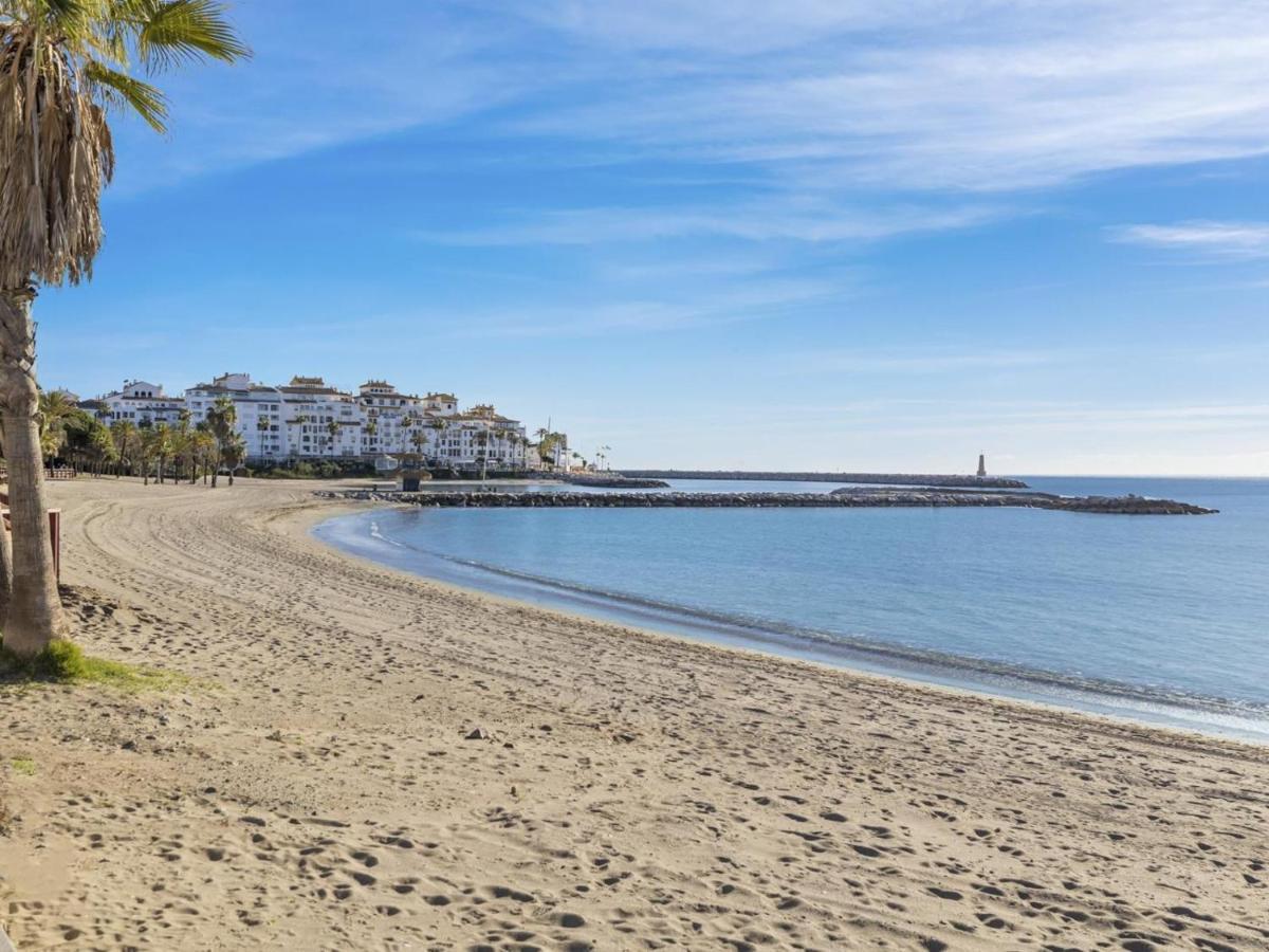 Frontline Mediterranean Escape Apartment Marbella